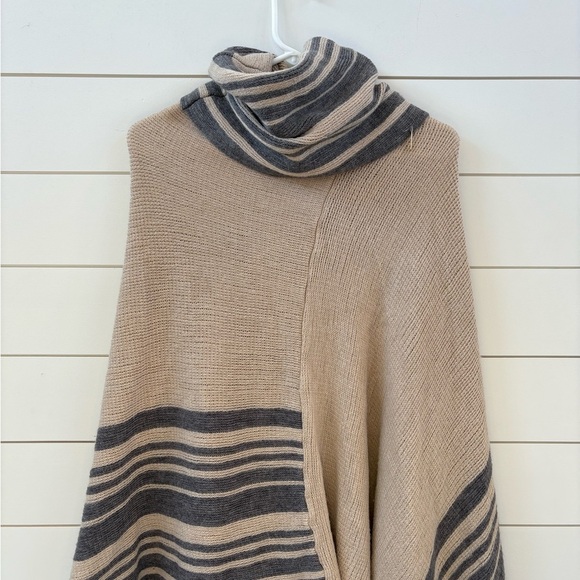 Calvin Klein Beige and Charcoal Striped Poncho - Picture 3 of 4
